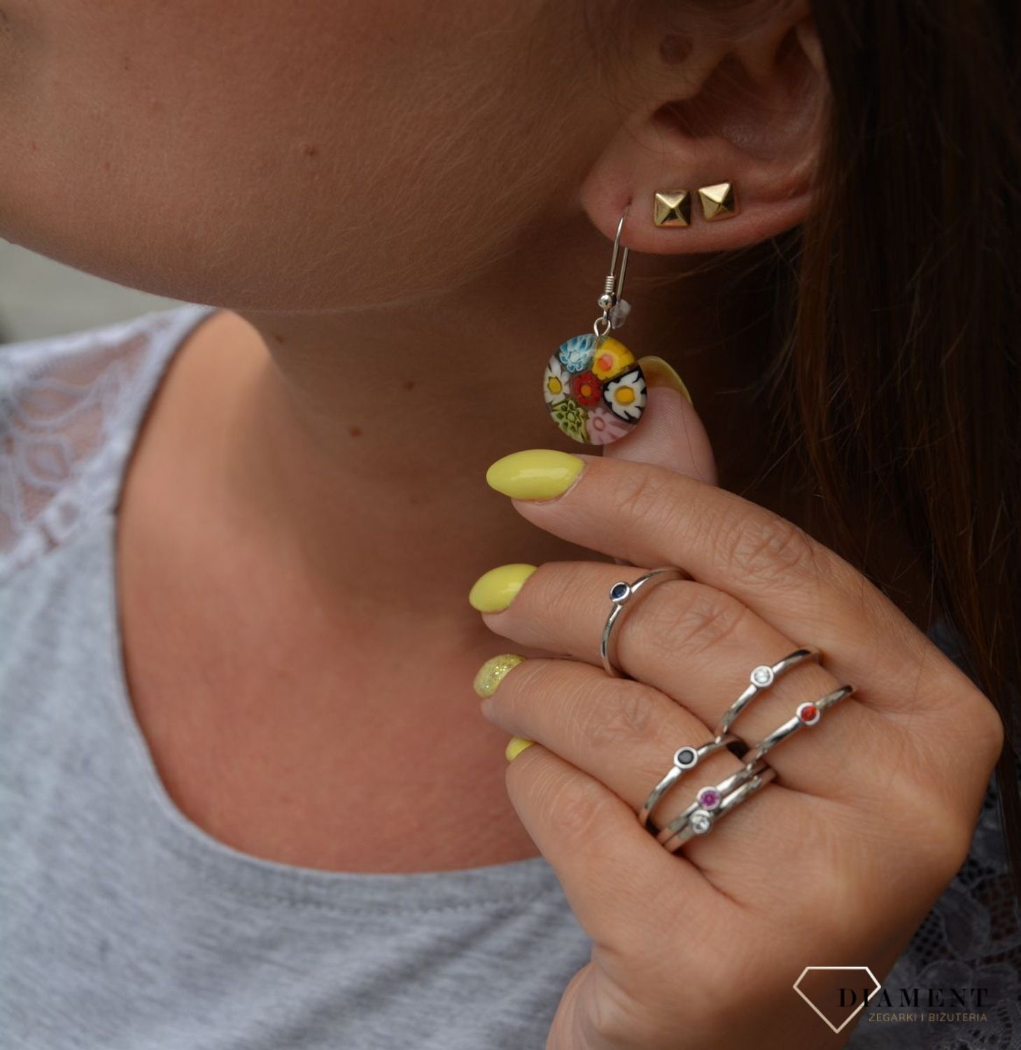 Kolczyki szkło murano wiszące koła Murano 05.jpg